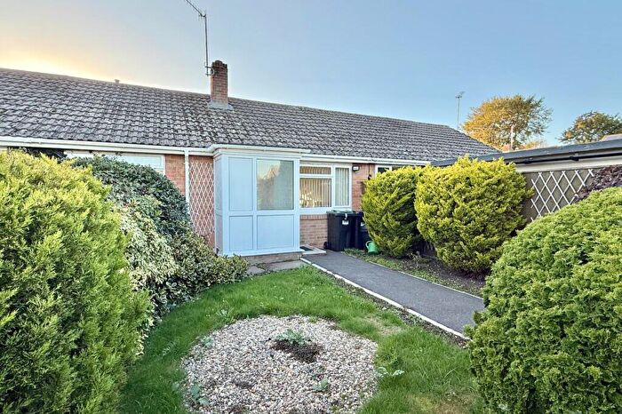 2 Bedroom Bungalow For Sale In Hightown, Ringwood, BH24