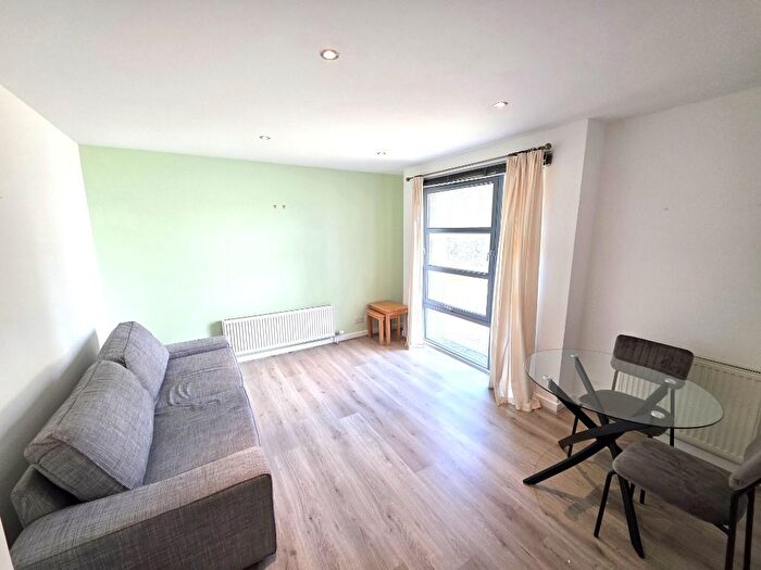 1 Bedroom Flat To Rent In Merkland Lane, City Centre, Aberdeen, AB24