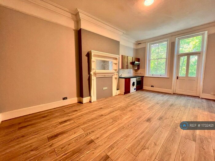 Studio To Rent In Hornsey Lane, London, N6