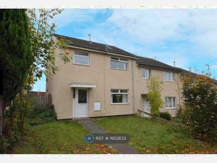 3 Bedroom Terraced House To Rent In Hogan Gardens, Nottingham, NG5