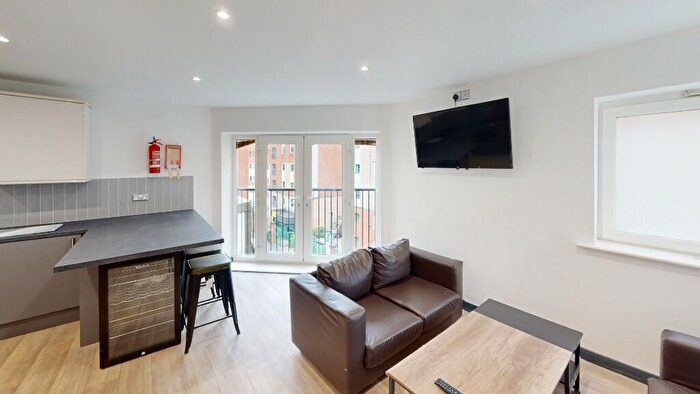 4 Bedroom Apartment To Rent In Stepney Lane, Newcastle Upon Tyne, NE1