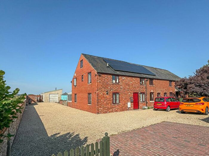 6 Bedroom Semi-Detached House For Sale In Henley Road, Shillingford, OX10