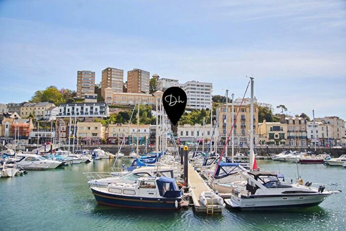 2 Bedroom Flat For Sale In Victoria Parade, Torquay, TQ1