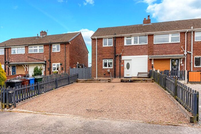 3 Bedroom Semi-Detached House For Sale In Fairway, Dodworth, Barnsley, S75