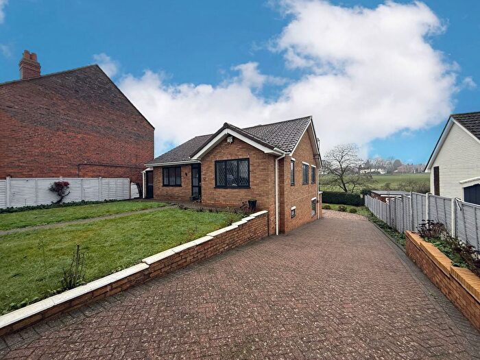 3 Bedroom Bungalow For Sale In Swan Street, Old Quarter, Stourbridge, West Midlands, DY8