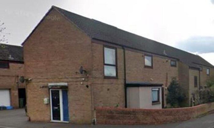 1 Bedroom Flat To Rent In Melford Court, Scunthorpe, DN16