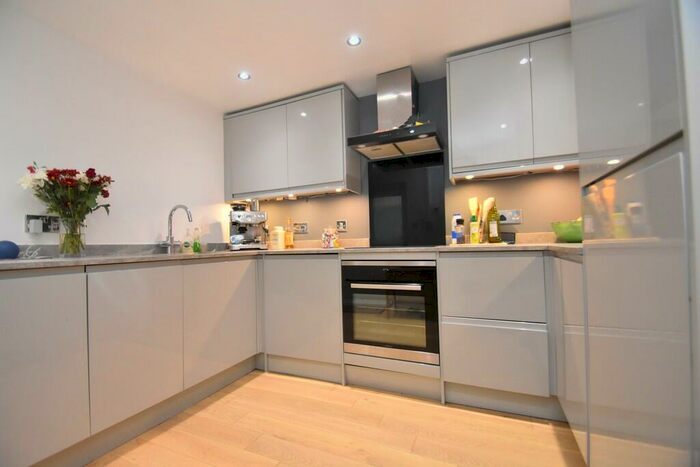 1 Bedroom Apartment To Rent In Kent Road, Southsea, PO5