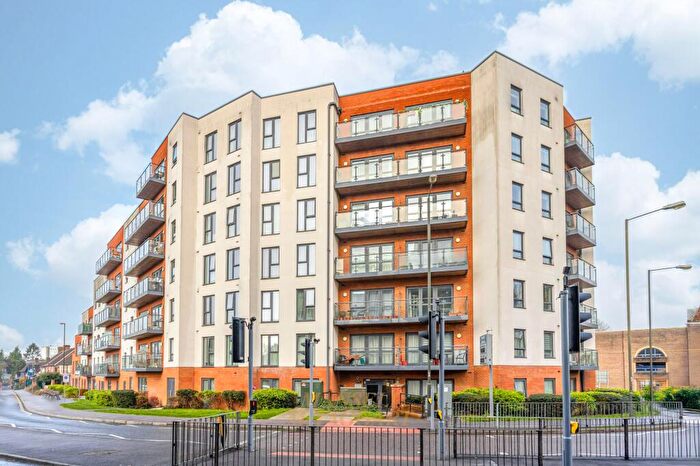 2 Bedroom Flat To Rent In Ifield Road, Crawley, RH11