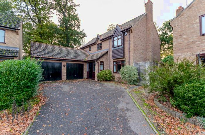 5 Bedroom House To Rent In Hall Close, Hethersett, Norwich, NR9