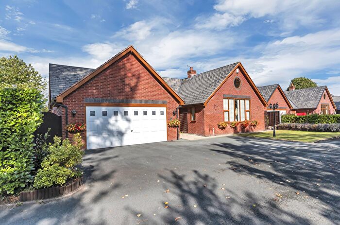 4 Bedroom Bungalow For Sale In Breidden Court, Four Crosses, Llanymynech, SY22