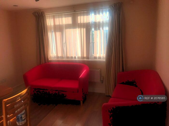1 Bedroom Flat To Rent In Ilford, Ilford, IG3