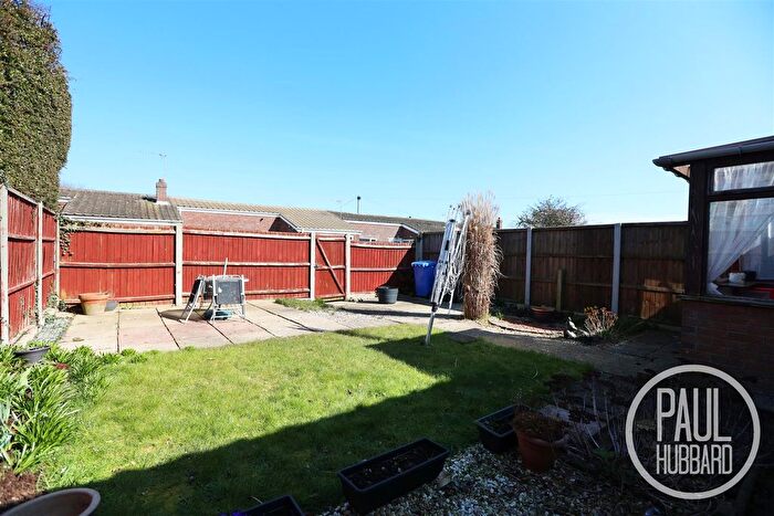2 Bedroom Terraced Bungalow For Sale In Lloyds Avenue, Kessingland, NR33