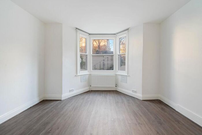 2 Bedroom Flat To Rent In Kelvin Road, London, N5