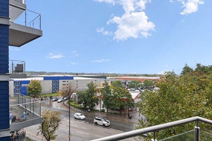 1 Bedroom Flat To Rent In Venice House, Hatton Road, Wembley, HA0