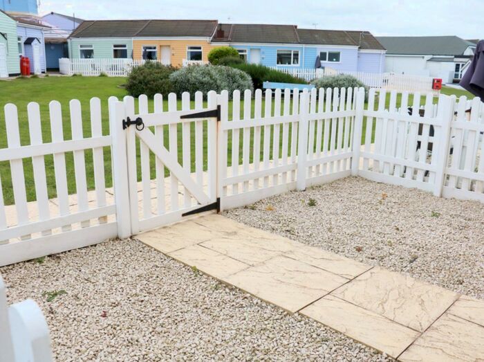 1 Bedroom Bungalow For Sale In Mundesley, Norwich NR11