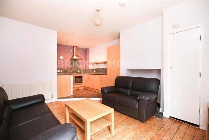 2 Bedroom Flat To Rent In Fifth Avenue, Heaton, NE6