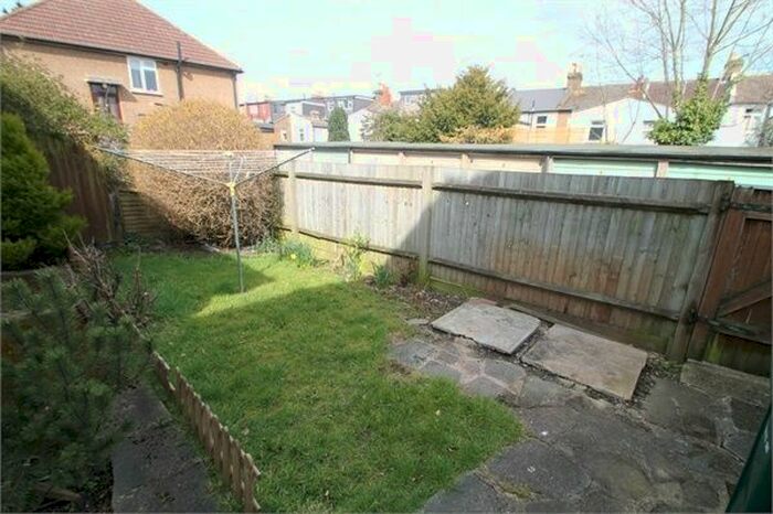 2 Bedroom Maisonette To Rent In Hobbs Green, Church Lane, East Finchley N2