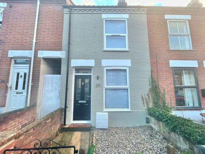 2 Bedroom Terraced House To Rent In Bell Road, NR3
