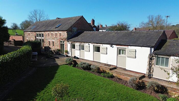 5 Bedroom Barn Conversion For Sale In Church Lane, Osgathorpe, LE12