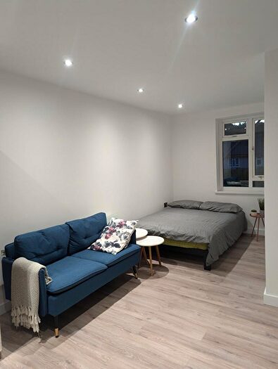 Flat To Rent In Chailey Road, Brighton, East Sussex, BN1