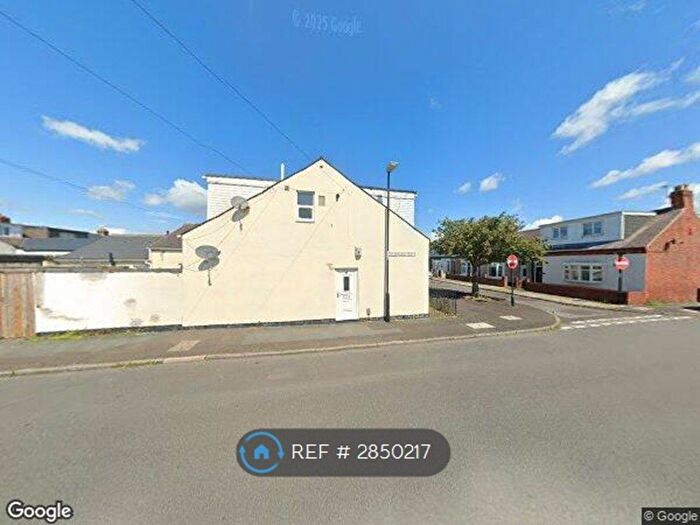 2 Bedroom Flat To Rent In Selbourne St, Sunderland, SR6