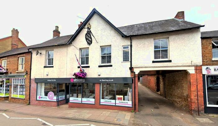 2 Bedroom Flat To Rent In High Street, Rothwell, Kettering, NN14