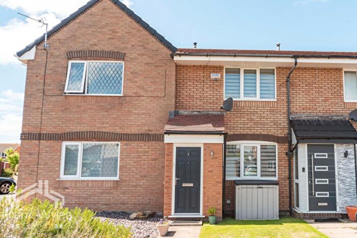 2 Bedroom House For Sale In Raleigh Close, Lytham St. Annes, Lancashire, FY8