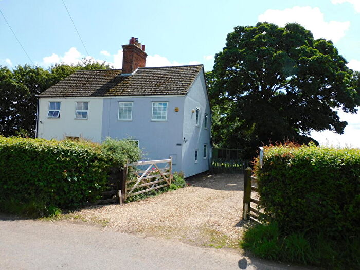 3 Bedroom Semi-Detached House For Sale In Eastern Road, Holbeach St Matthews, PE12