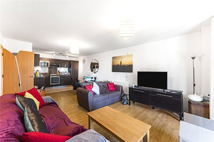 1 Bedroom Flat To Rent In Dalston Square, London, E8