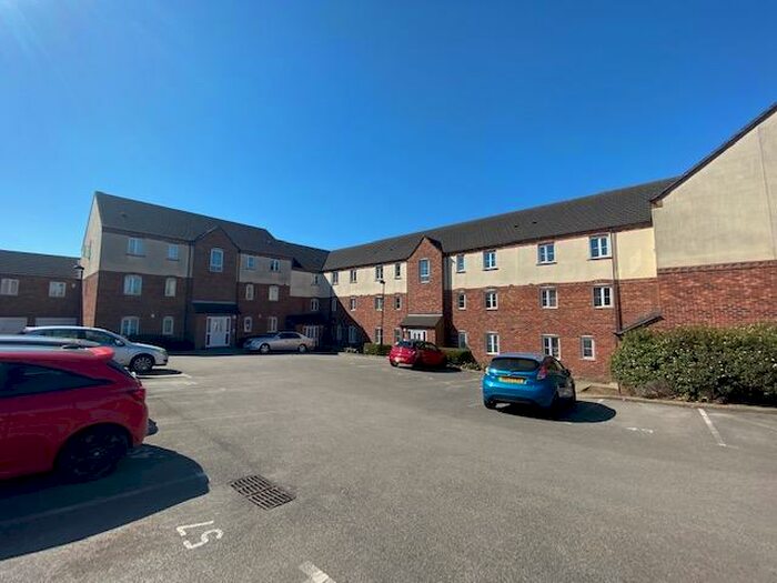 2 Bedroom Apartment To Rent In Queen Mary Rise, Sheffield /Doncaster, S2