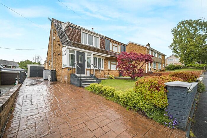 3 Bedroom Semi-Detached House For Sale In Glannant Way, Neath, SA11