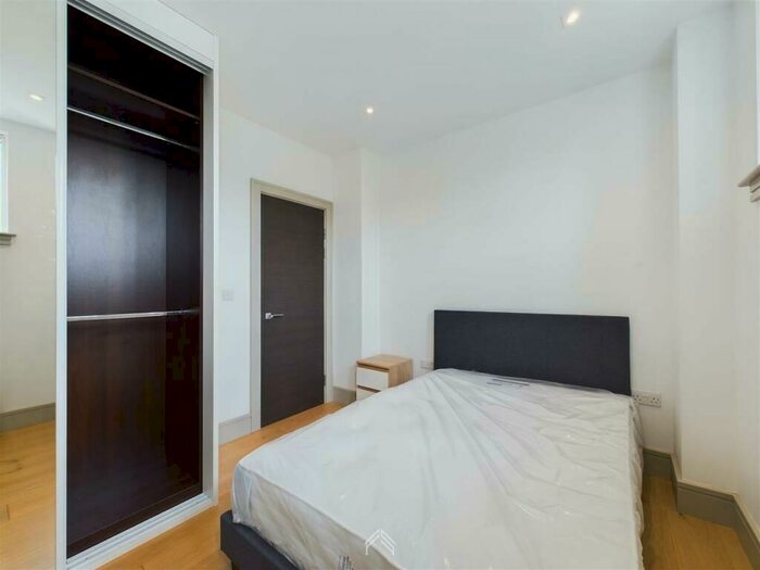 Studio To Rent In Ashmore Road, London, W9