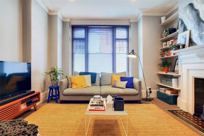 2 Bedroom Flat To Rent In Buer Road, London, SW6