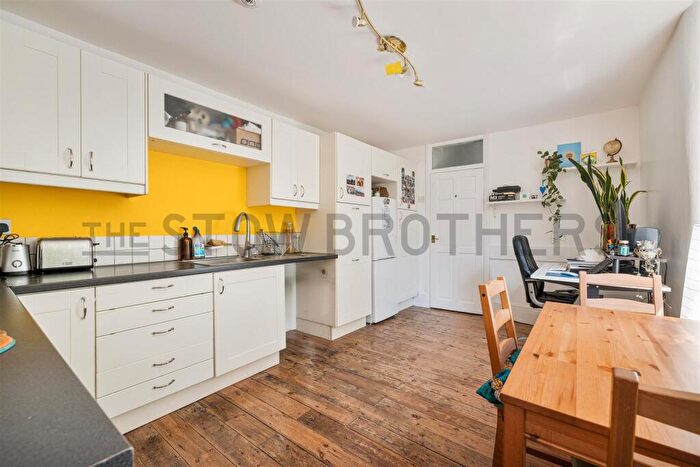1 Bedroom Flat To Rent In Stainforth Road, London, E17