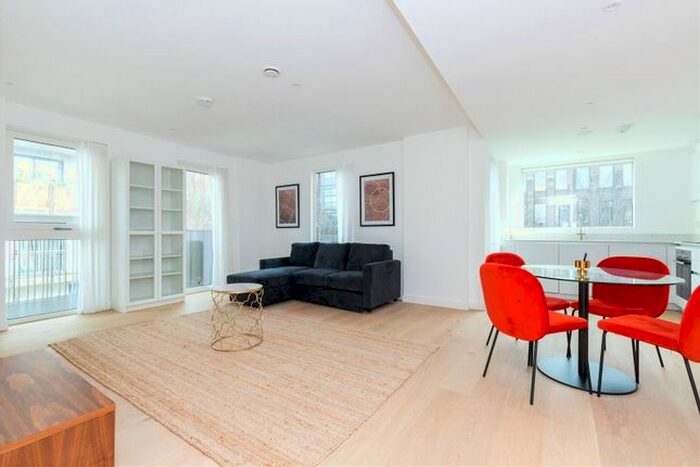 2 Bedroom Flat To Rent In Jefferson Court, Cynthia Street, London, N1