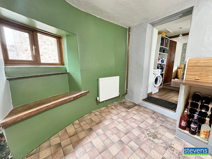 3 Bedroom End Of Terrace House For Sale In High Street, Hatherleigh, Okehampton, Devon, EX20
