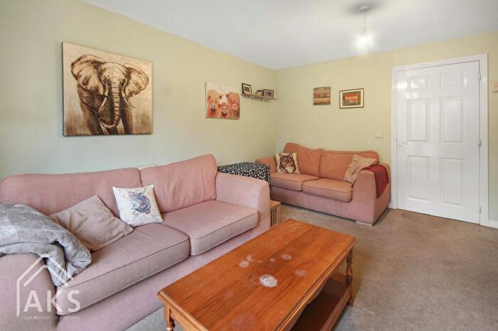 3 Bedroom End Of Terrace House For Sale In Avon Way, Hilton, DE65