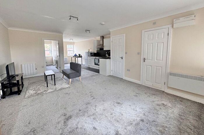 1 Bedroom Flat To Rent In Herschel Street, Slough, SL1