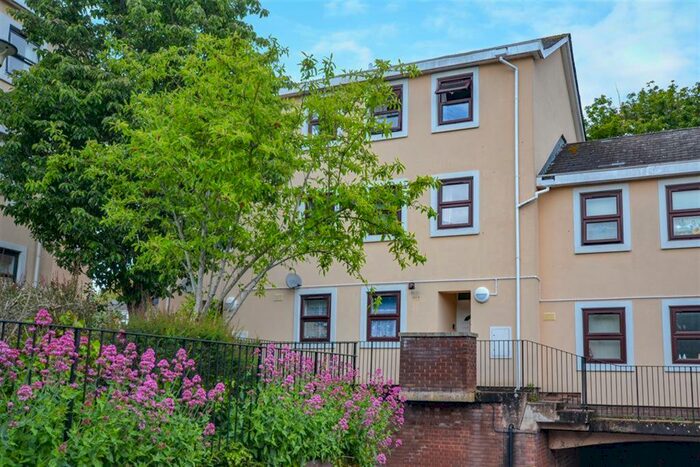 4 Bedroom Maisonette To Rent In Melbourne Street, Exeter, EX2