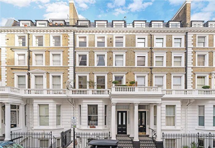 2 Bedroom Flat For Sale In Grenville Place, London, SW7