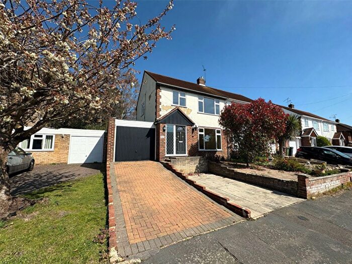 3 Bedroom Detached House To Rent In Wilderness Road, Frimley, Camberley, Surrey, GU16