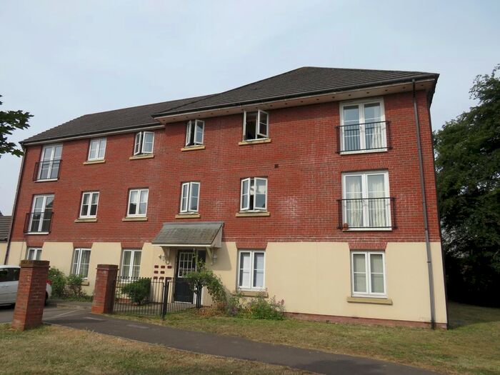 1 Bedroom Flat To Rent In Barley Leaze, Allington, Chippenham, SN14