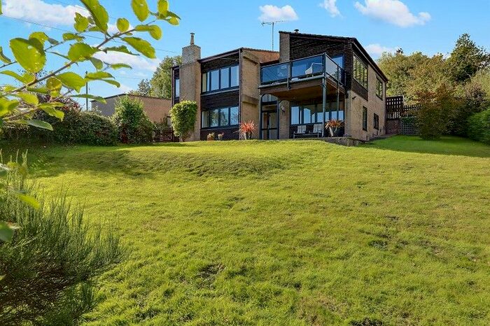 5 Bedroom Detached House For Sale In May Hill, Longhope, Gloucestershire. GL17