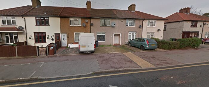 2 Bedroom Terraced House To Rent In Reede Road, Dagenham, RM10