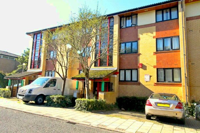 2 Bedroom Apartment To Rent In Shackleton Place, Oldbrook, Milton Keynes, MK6