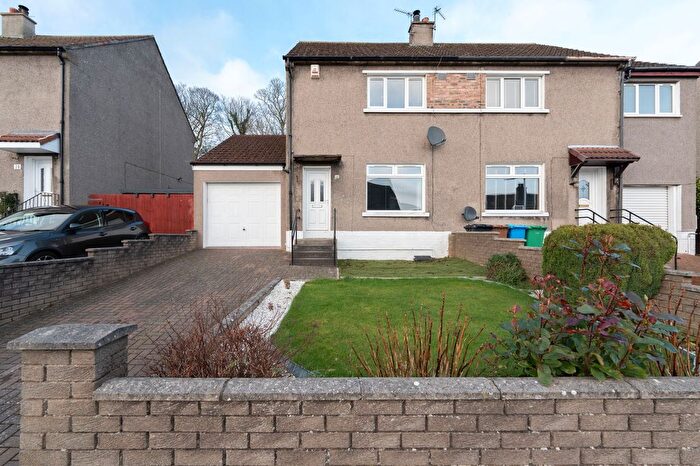 2 Bedroom Semi-Detached House For Sale In Kilmundy Drive, Burntisland, KY3