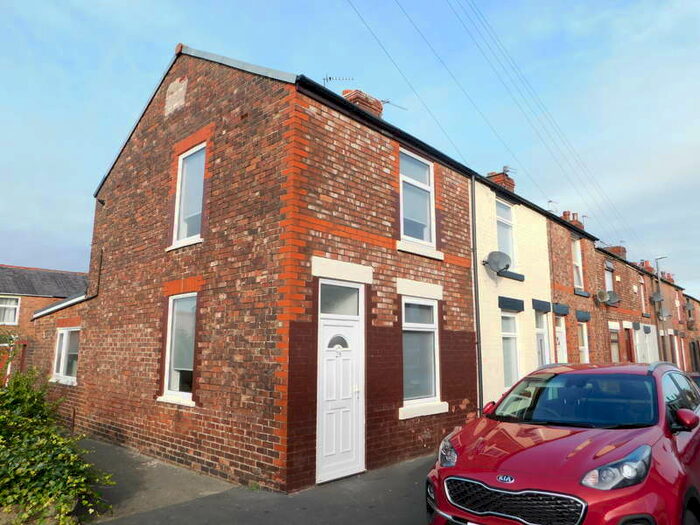 2 Bedroom End Of Terrace House To Rent In Graham Street, St Helens, WA9