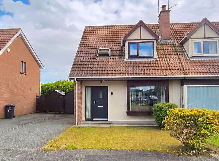 3 Bedroom Semi-detached Chalet Bungalows For Sale In Hawood Way, Kilkeel, BT34