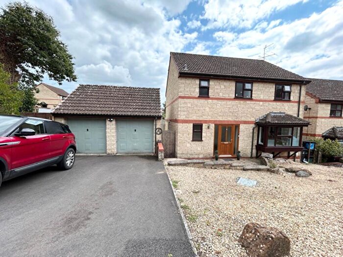 4 Bedroom Detached House To Rent In Carrington Way, Wincanton, BA9