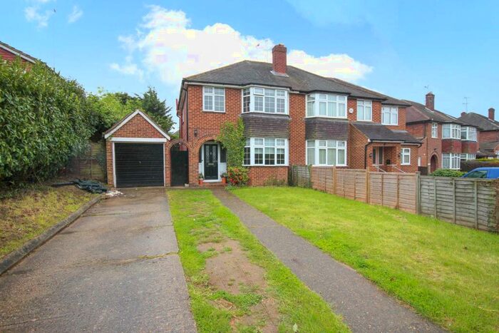 3 Bedroom Semi-Detached House To Rent In Delamere Road, Earley, RG6